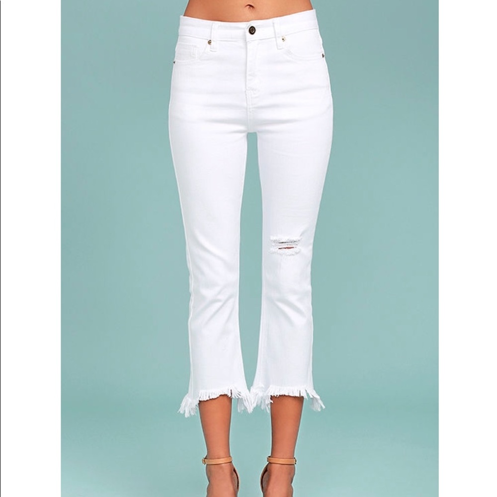 J.O.A. FETE WHITE DISTRESSED ANKLE SKINNY JEANS